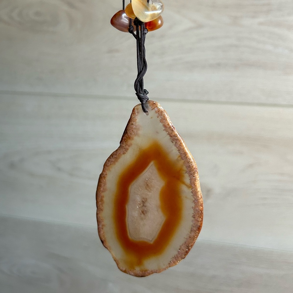 Handmade Banded Agate Slice Pendant Carnelian Stone Beaded Necklace - Picture 6 of 7